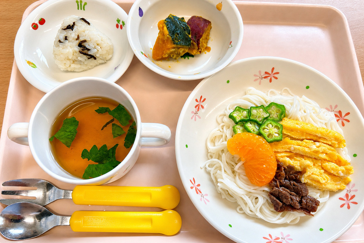 給食メニュー例